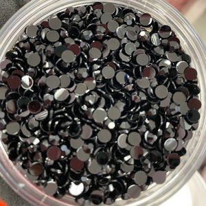 4mm rhinestones